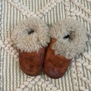 Ulla and Viggo Mocs size 5